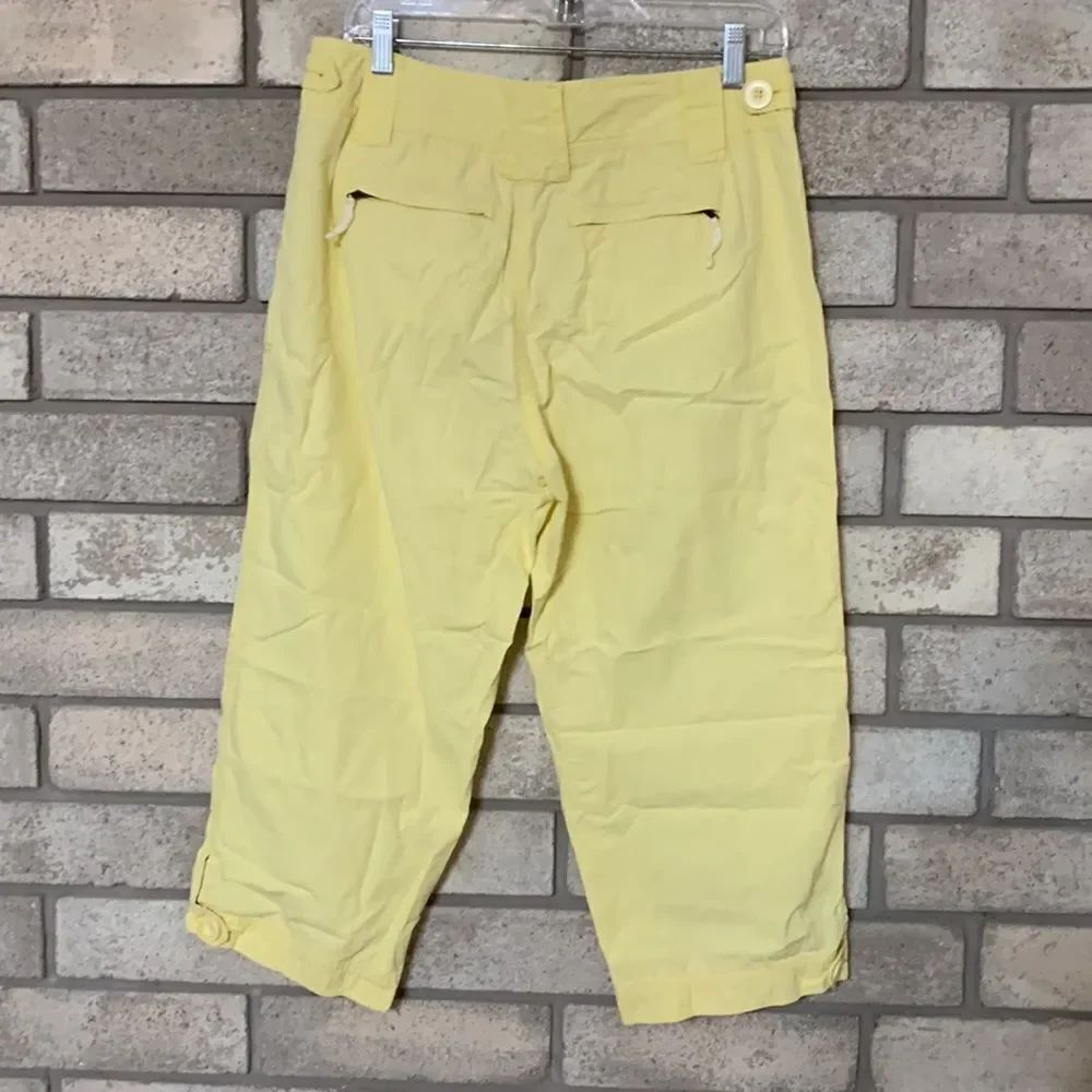 3for$20 khakis Capri size 10 - Picture 3 of 4